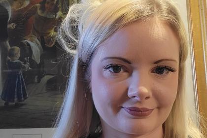 A photo of Gemma smiling before her diagnosis
