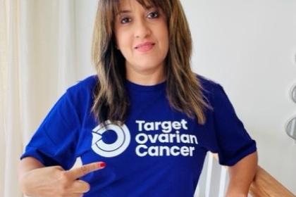 Reeta wearing a purple Target Ovarian Cancer tshirt